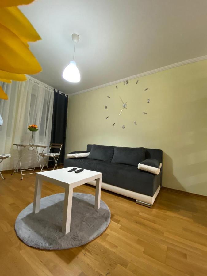 Apartment Sunflower021 Novi Sad Exterior foto